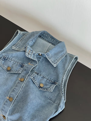 Collar Back Ribbon Top / 牛仔翻领后系带上衣