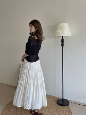 Hollow Rib Knit Top / 尖领镂空针织上衣