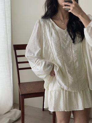 Lyra Ruffle Cloud Set / 甜美镂空编织套装