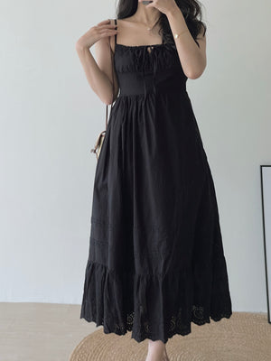 Stella Black Dress / 优雅下摆刺绣连衣裙
