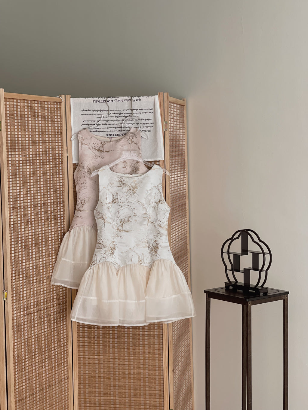 Gilded Mist Jumpsuit Dress / 烟罗织梦-金雾提花薄纱摆连体裤裙