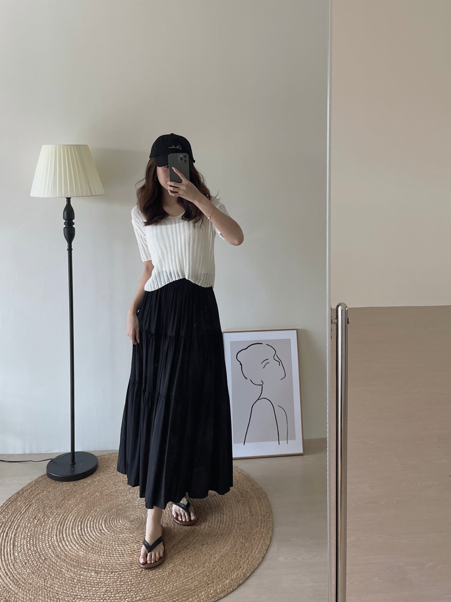 Hollow Rib Knit Top / 尖领镂空针织上衣
