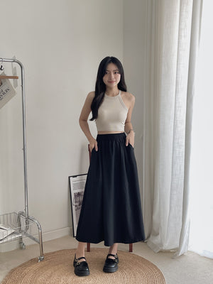 Halterneck Padded Top / 挂脖显锁骨胸垫上衣