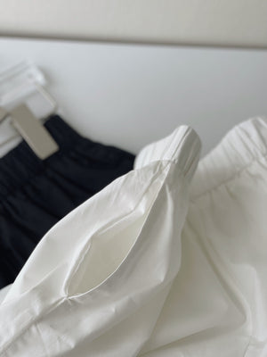 Lace Trim Casual Pants / 甜美蕾丝边条休闲短裤