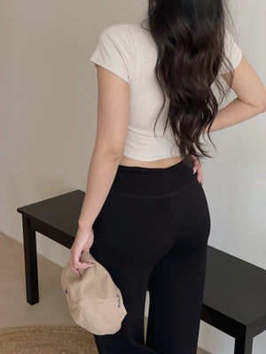 Crop Tee With Removable Pad / 短款T恤自带可拆卸乳胶垫