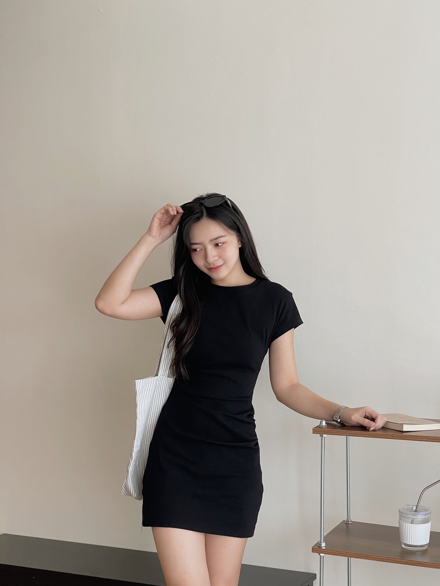 Basic Slim Dress / 基础捏皱收腰连衣裙