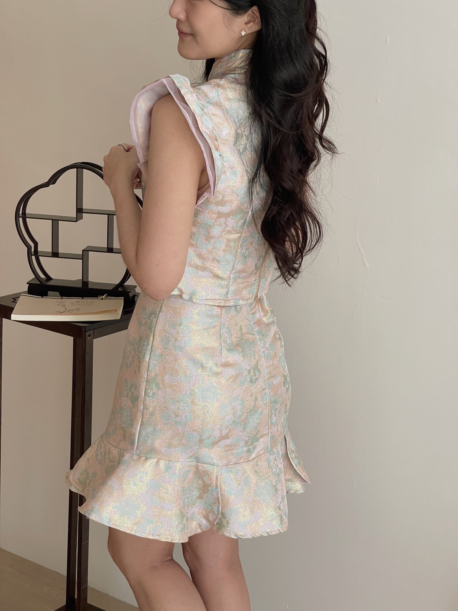 Imperial Grace Qipao Set / 锦霞灿影-盘扣对襟肩纱袖旗袍套装