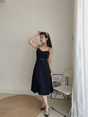 Elliana Midi Dress / 气质镂空吊带裙