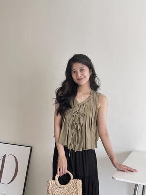 Ribbon Pleated Top / 麻料百褶蝴蝶结上衣
