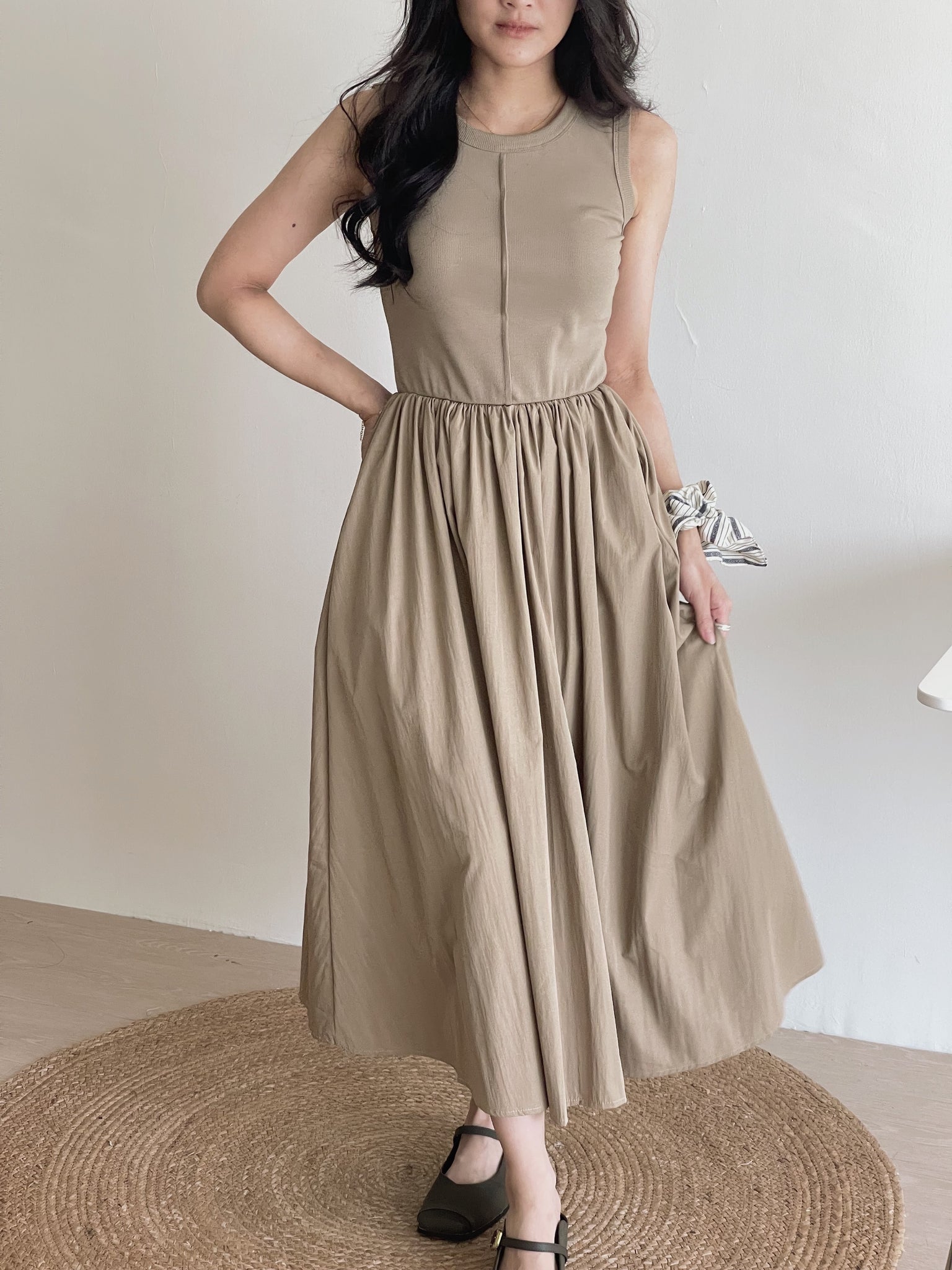 Cassia Ribbed Spliced Dress / 背心拼接连身长裙
