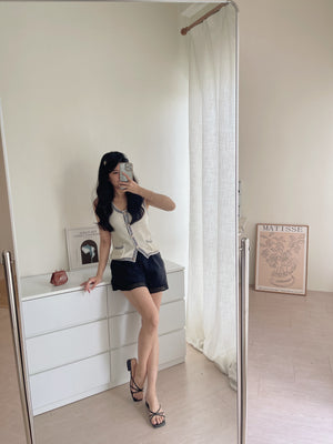 Crochet Button Down Vest / 小香风针织背心小衫