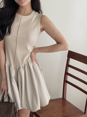 Puff Hem Babydoll Dress / 背心拼接花苞连身裙
