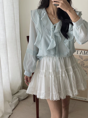 Emmeline Ruffled Blouse / 甜美荷叶衬衣