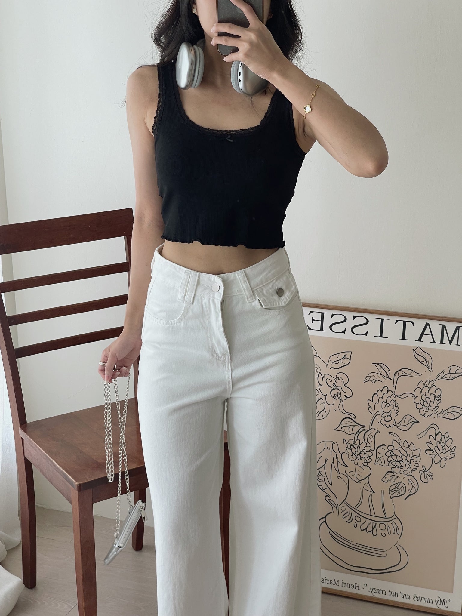 Lace Edge Padded Crop Top / 带胸垫遮副乳蕾丝短背心