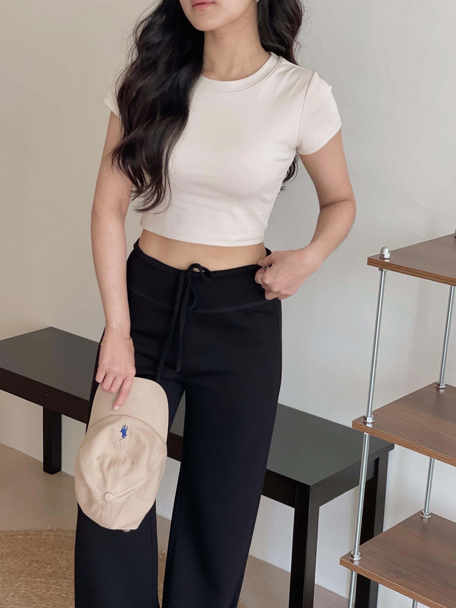 Crop Tee With Removable Pad / 短款T恤自带可拆卸乳胶垫