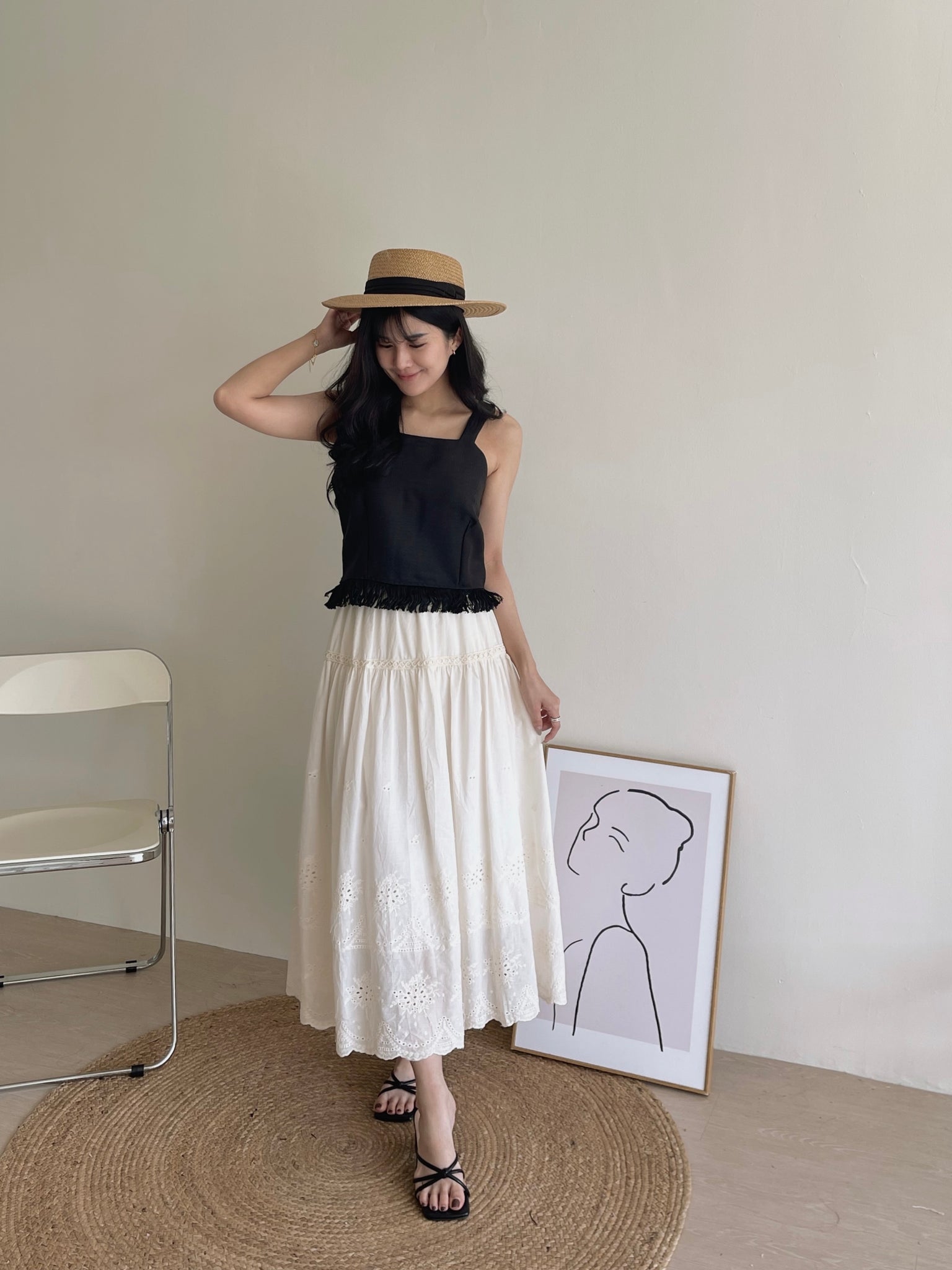 Vina Tassel Sleeveless Top / 流苏摆吊带上衣