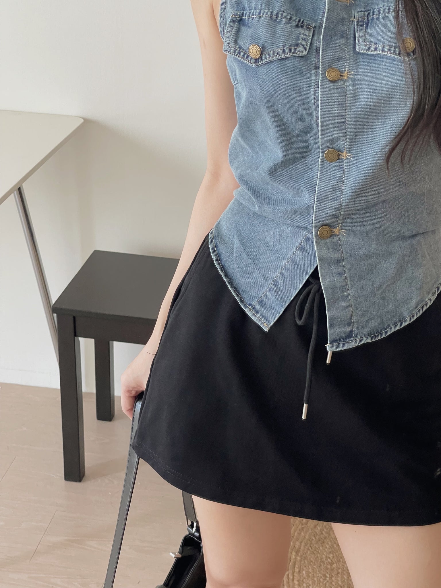 Sports Mini Skirt / 运动风防走光短裙