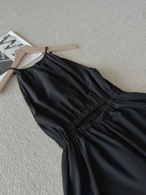 Back Hollow Out Dress / 挂脖背镂空连身裙