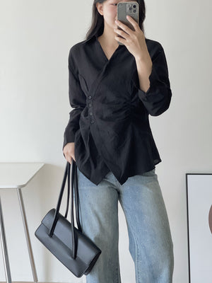 Laia Ruched Shirt / 设计感抽皱衬衫