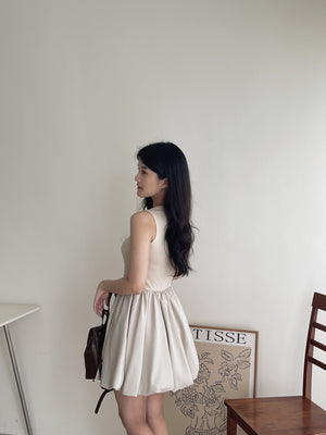 Puff Hem Babydoll Dress / 背心拼接花苞连身裙