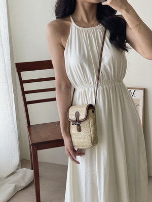 Avril Halterneck Dress / 挂脖后腰镂空长裙