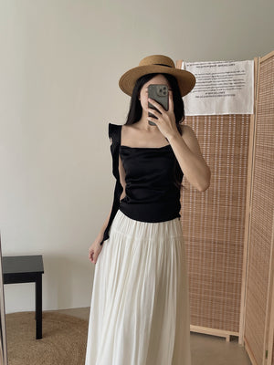 Ruffle Strap Satin Top / 缎面荷叶肩带小衫