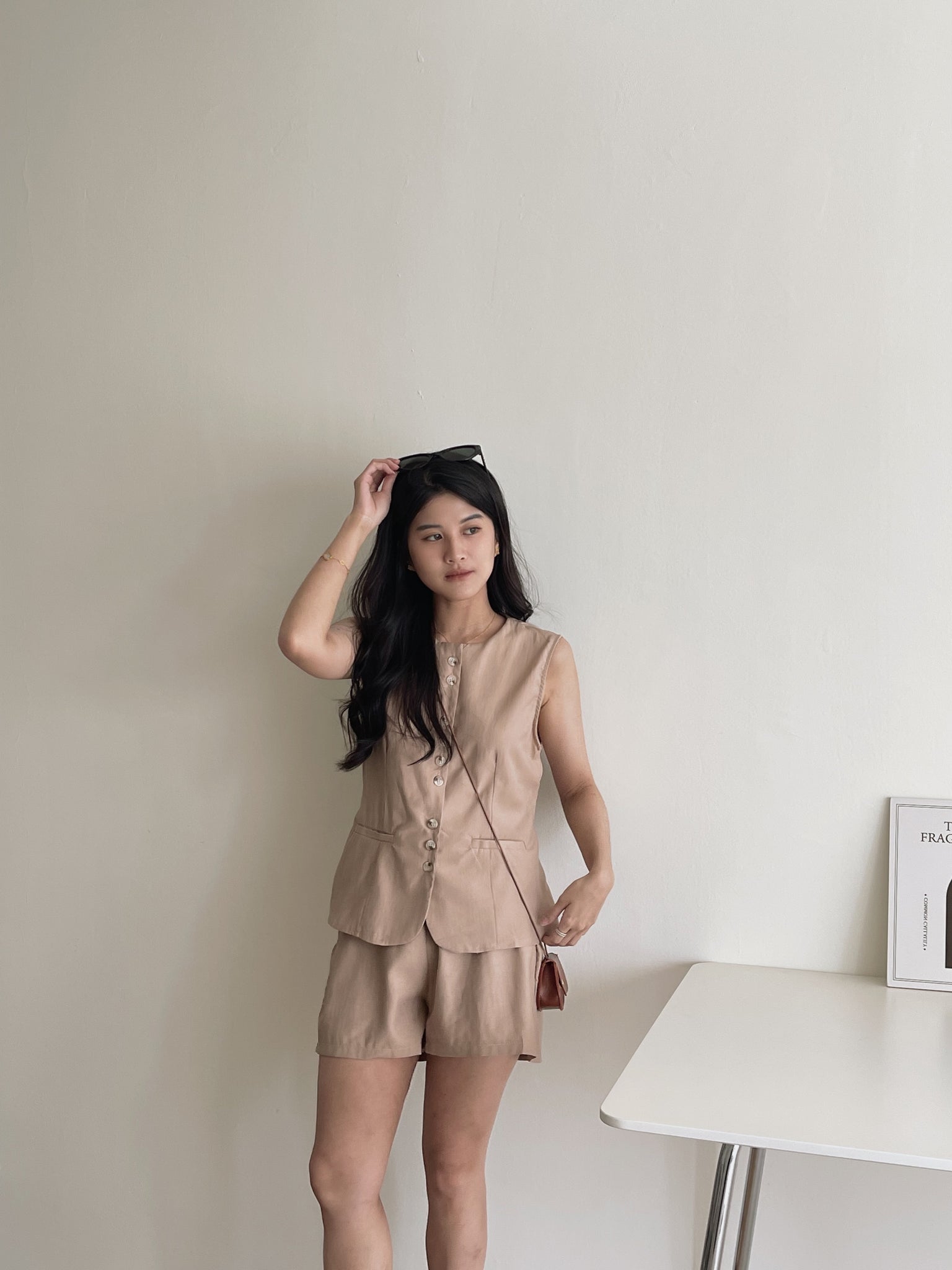 Casual Vest Set / 琥珀排扣休闲套装