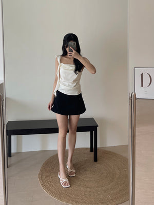 Ruffle Strap Satin Top / 缎面荷叶肩带小衫