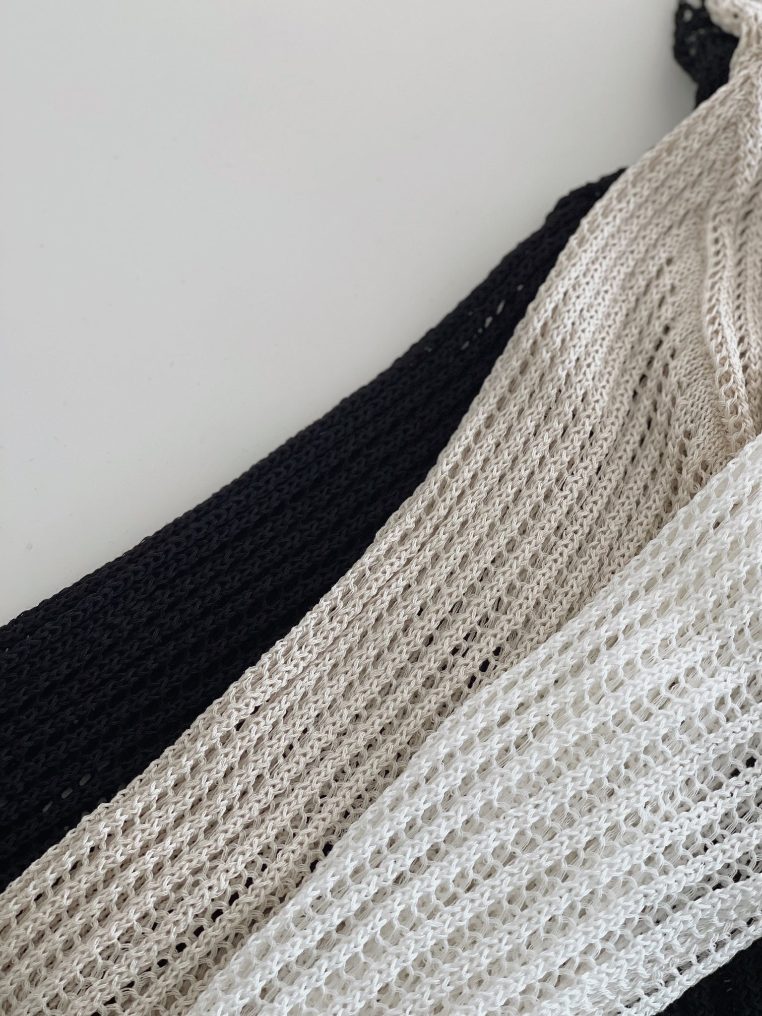 Hollow Wide Shoulder Top / 镂空落肩长袖衫