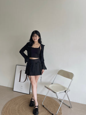 Belle Ruffle Blouse / 喇叭袖系带薄衫