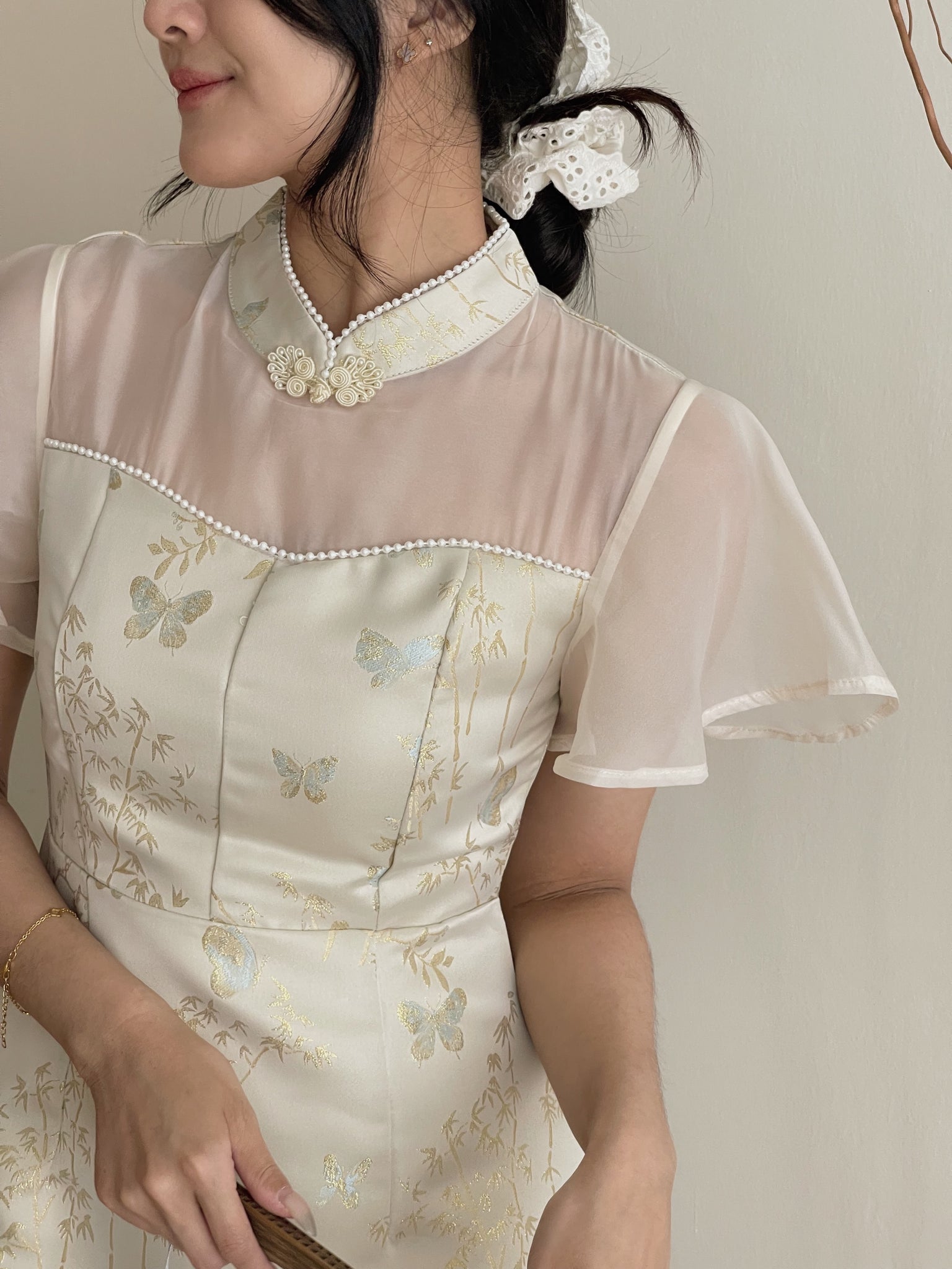 Butterfly Flutter Qipao Dress / 锦蝶花语-金线提花改良旗袍