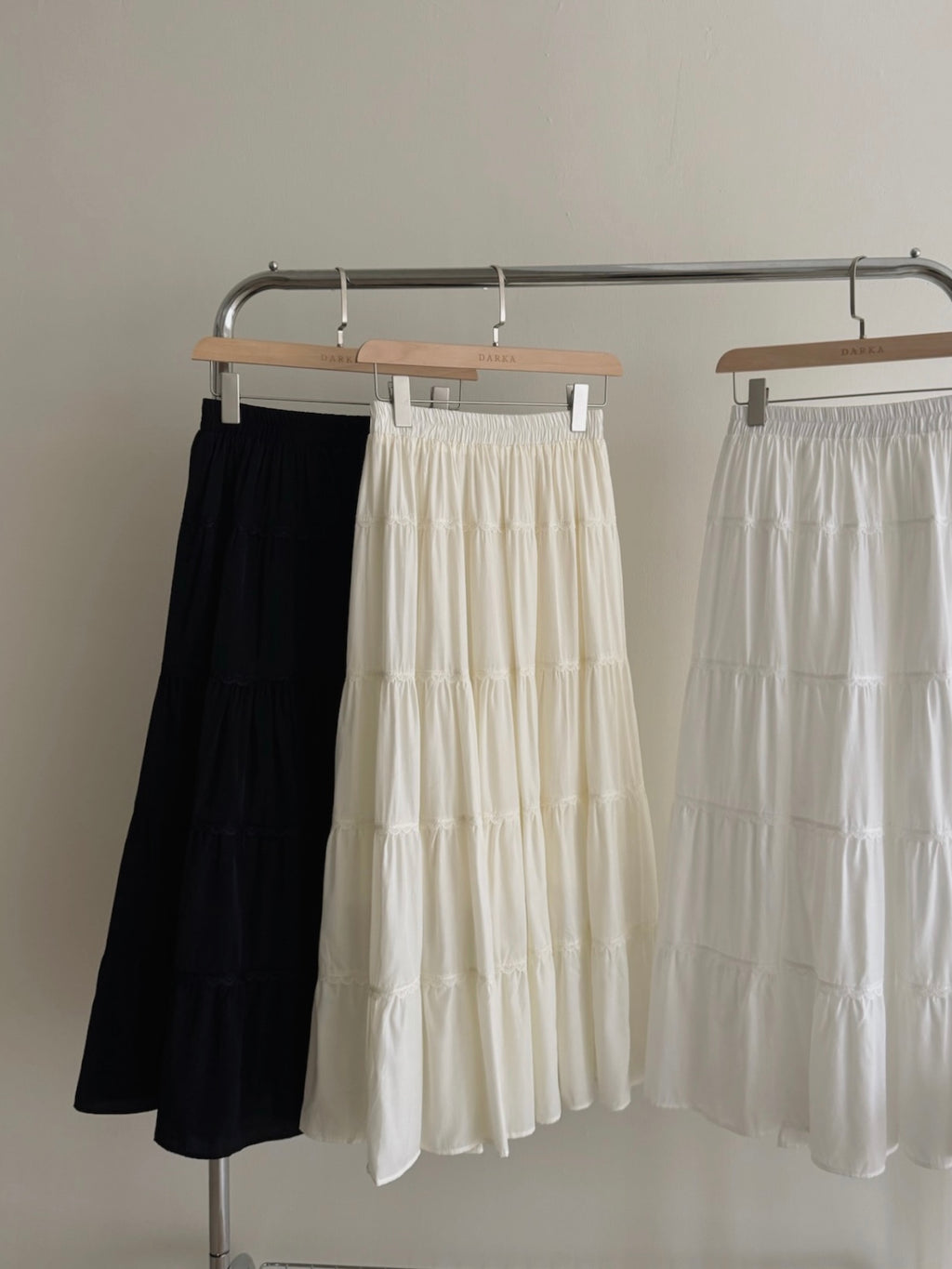 Lace Trim Midi Skirt / 蕾丝边半身长裙