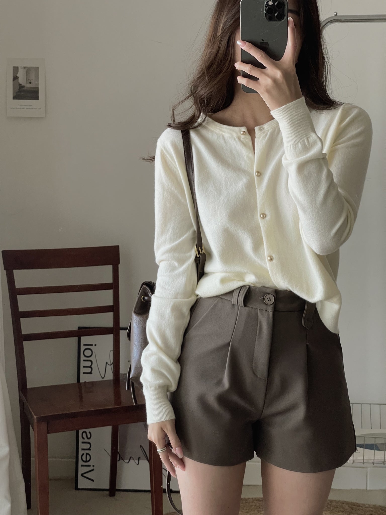 Soft Cloud Knit Cardigan / 软糯小金扣针织衫