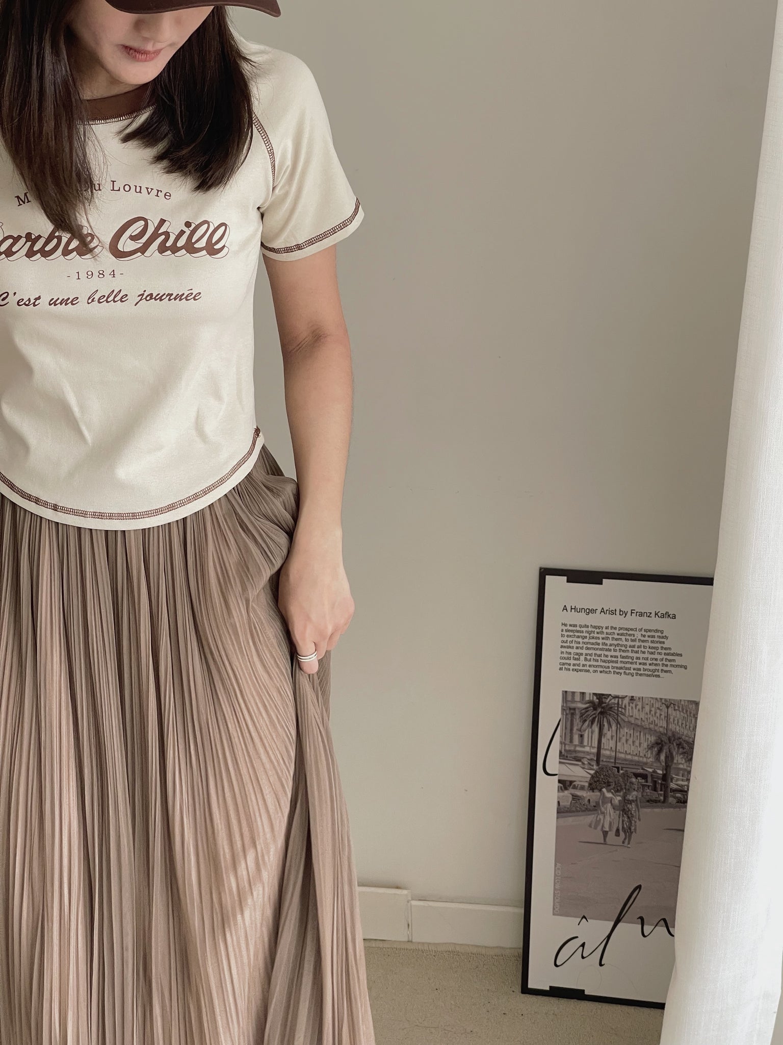 Graphic Crop Tee / 个性字母短上衣