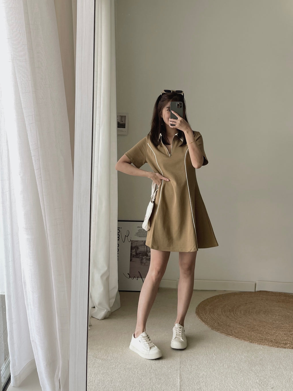 Casual Collar Polo Dress / 学院风线条Polo裙
