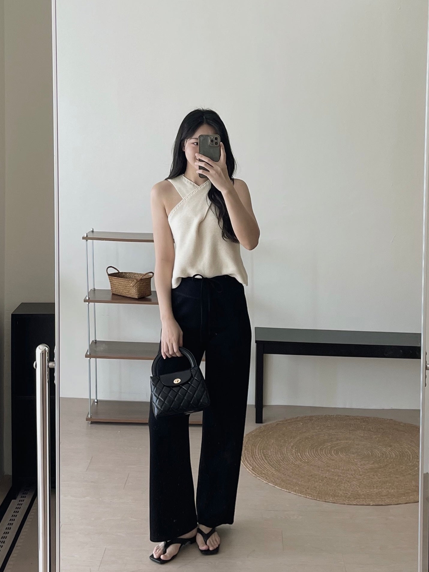 Knitted Cross Halter Top / 气质针织交叉无袖上衣