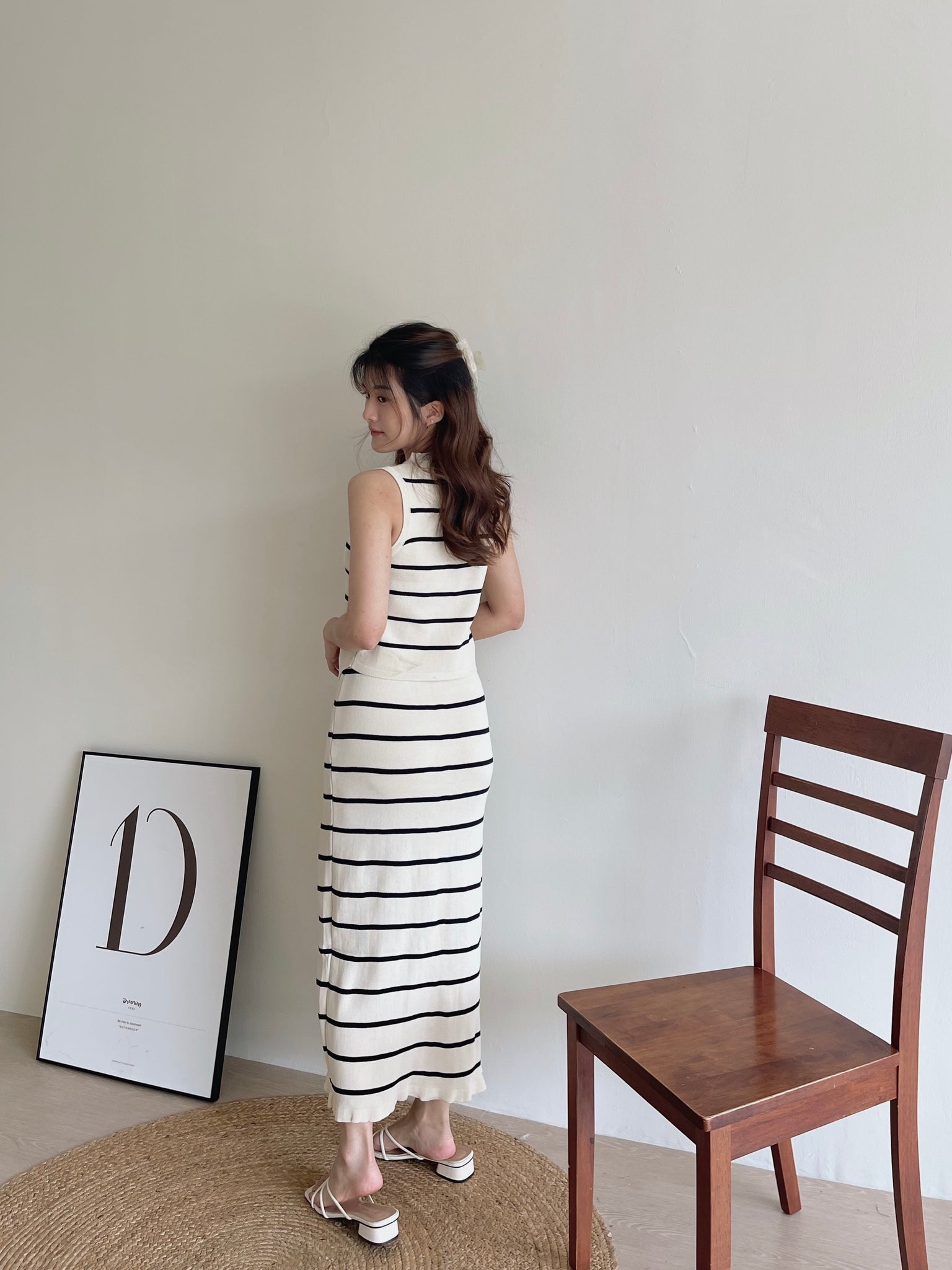 Ladies Stripes Sleeveless Set / 优雅条纹背心套装