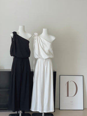 Vera Oblique Minimalist Set / 立体花斜肩阔腿裤套装
