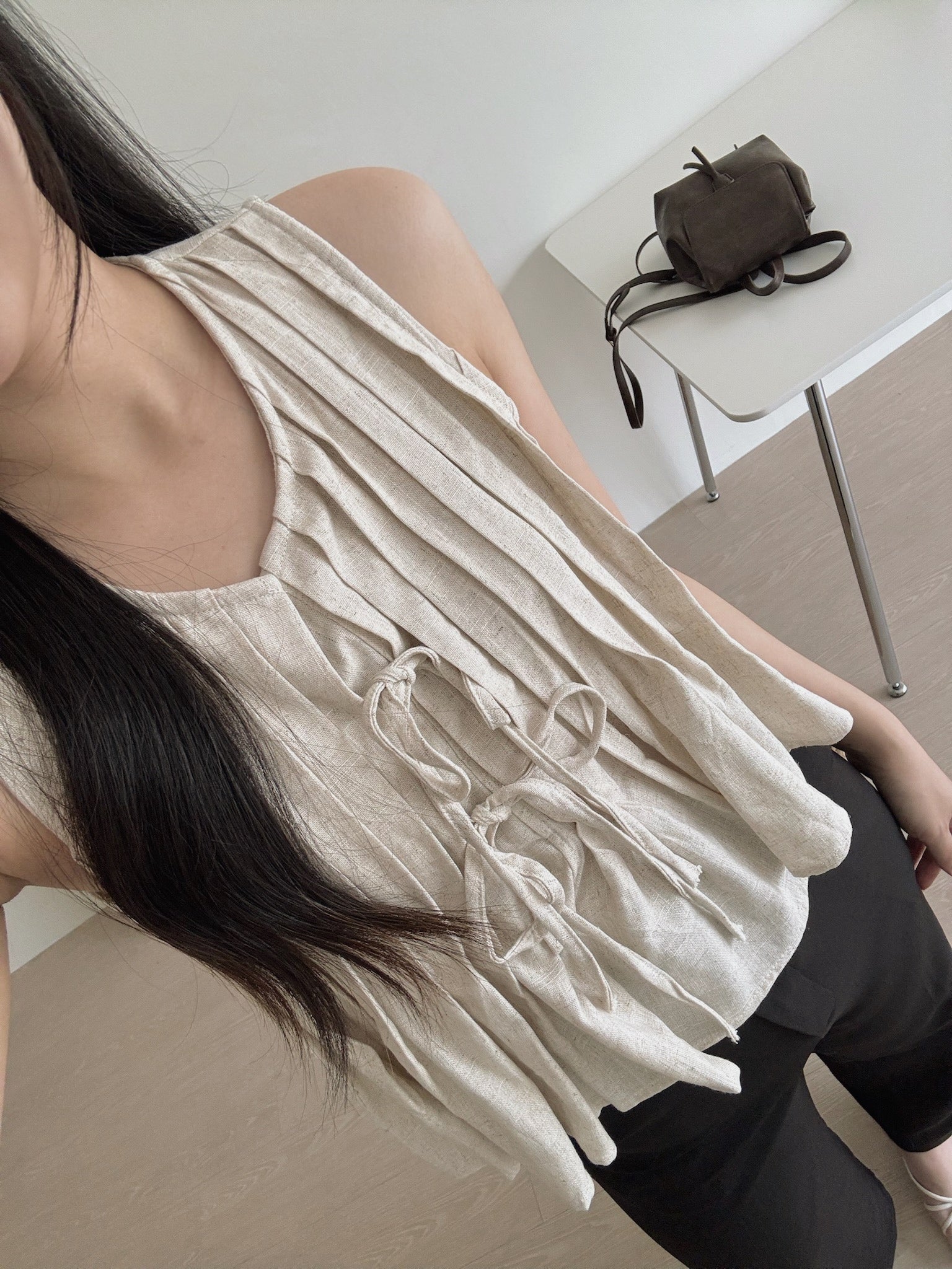 Ribbon Pleated Top / 麻料百褶蝴蝶结上衣