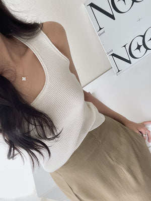 Comfy Tank Top / 遮副乳针织背心