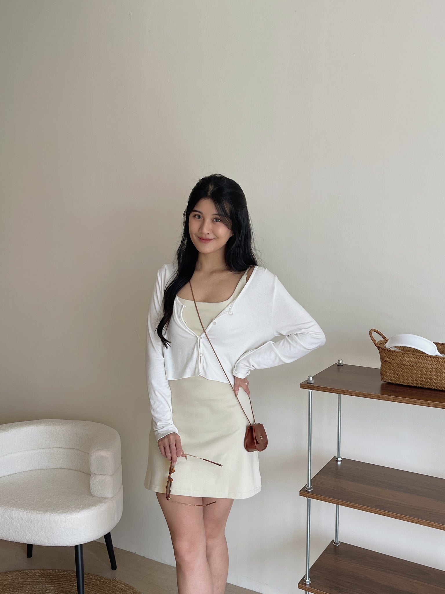 Simple Spaghetti Dress / 简约收腰吊带裙