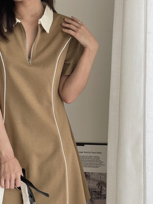 Casual Collar Polo Dress / 学院风线条Polo裙