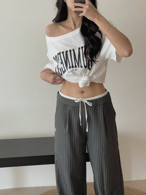 Letters Drop Shoulder Tee / 字母宽领落肩T恤