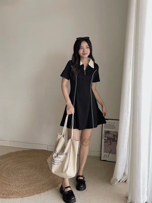 Casual Collar Polo Dress / 学院风线条Polo裙
