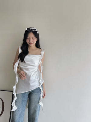 Ruffles Long Strap Top / 荷叶长肩带缎面上衣