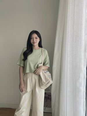 Soft Figured Crop Tee / 软料钩花圆领T