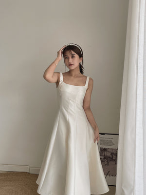 Hepburn Classy Dress / 赫本风收腰显瘦连