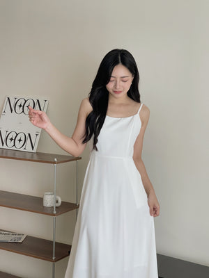Princess Puffy Flare Dress / 公主风云朵宽摆连身裙 – D A R K A
