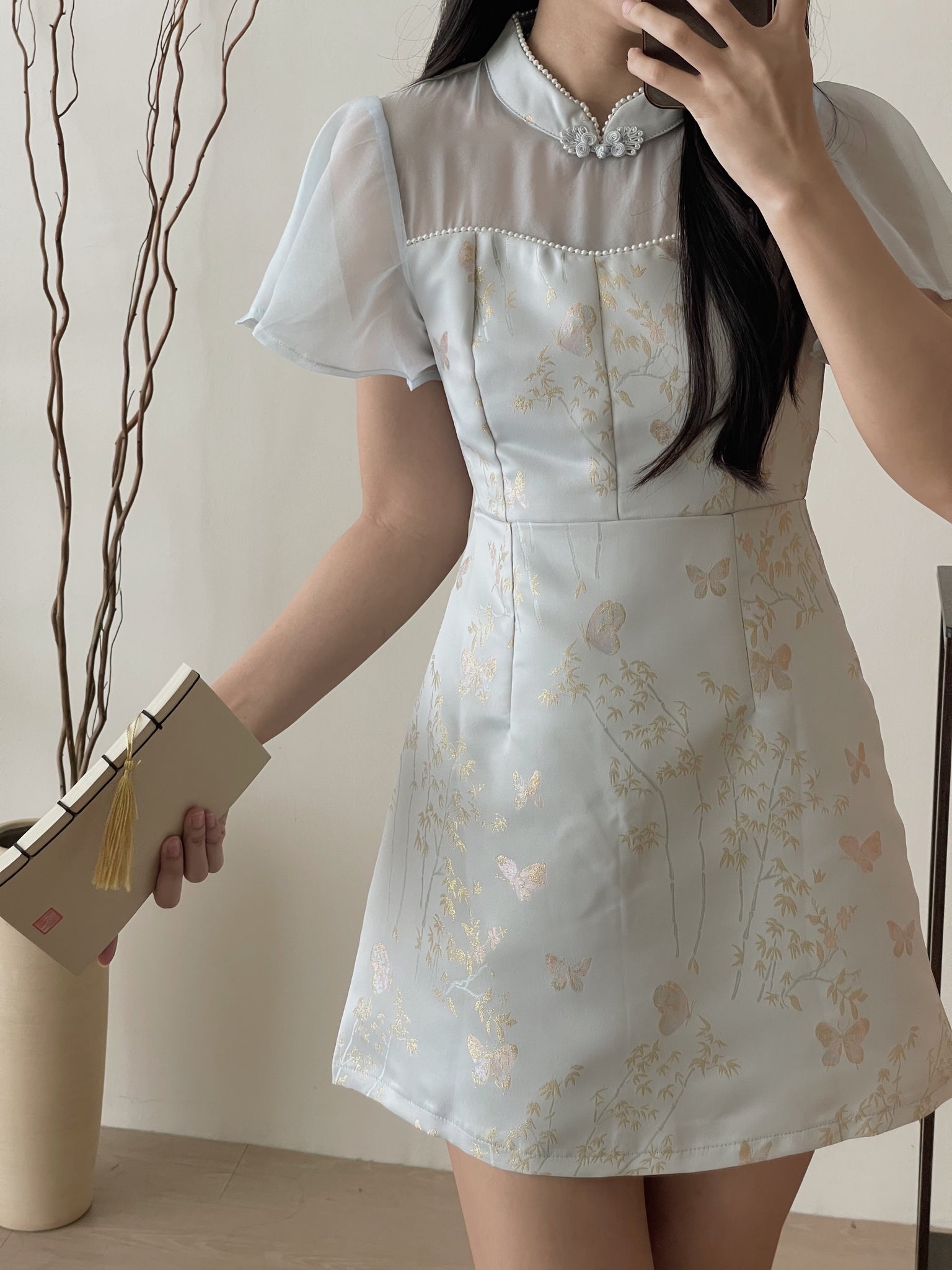 Butterfly Flutter Qipao Dress / 锦蝶花语-金线提花改良旗袍