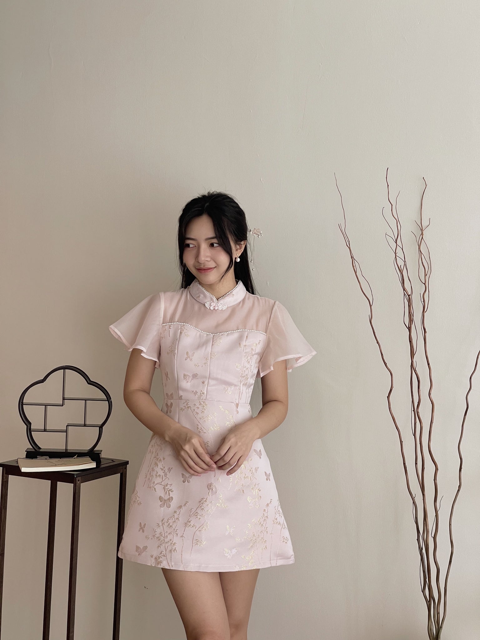 Butterfly Flutter Qipao Dress / 锦蝶花语-金线提花改良旗袍